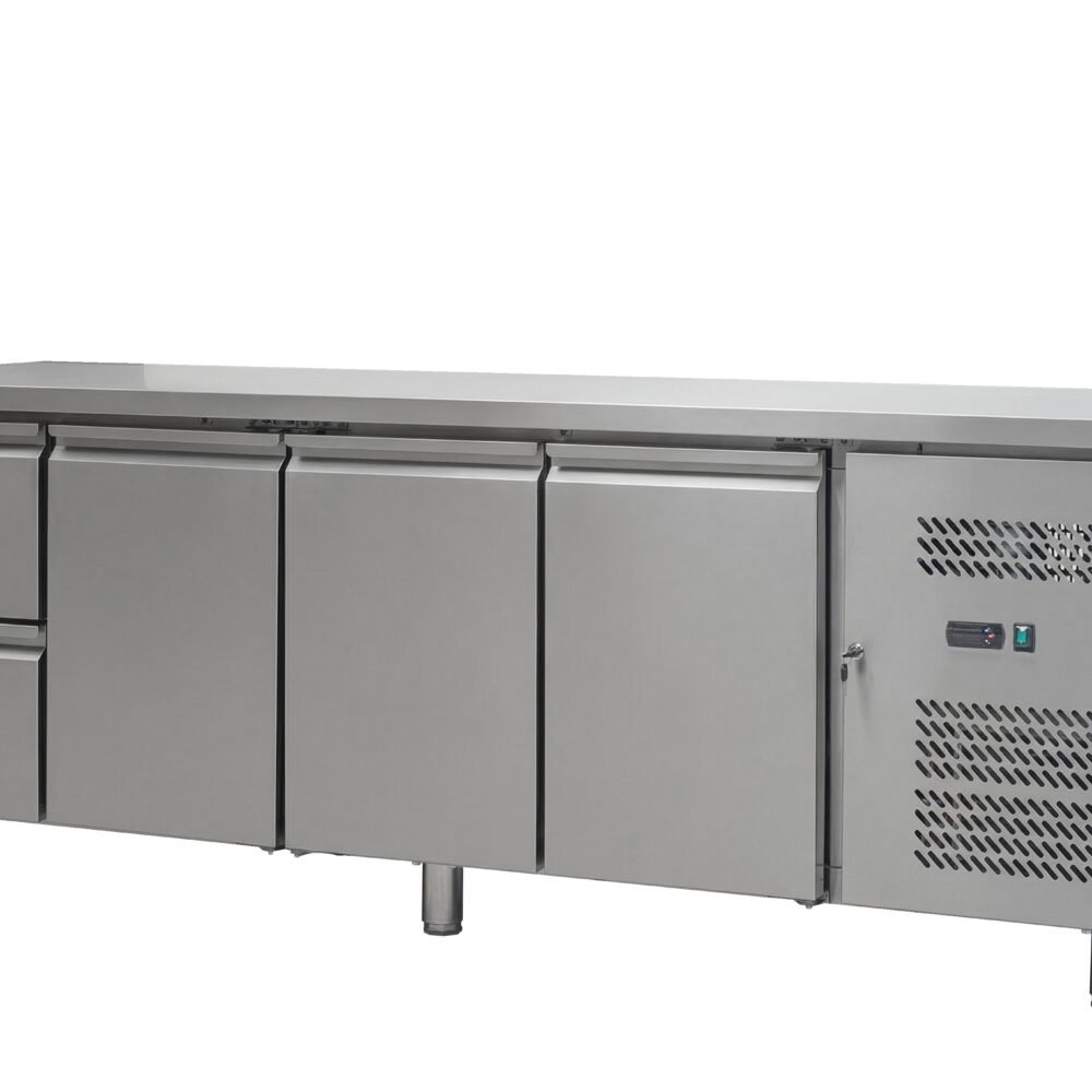 HELADERA BAJO MESADA PROFESIONAL 3 PUERTAS y 2 CAJONES - ACERO INOXIDABLE (copia)